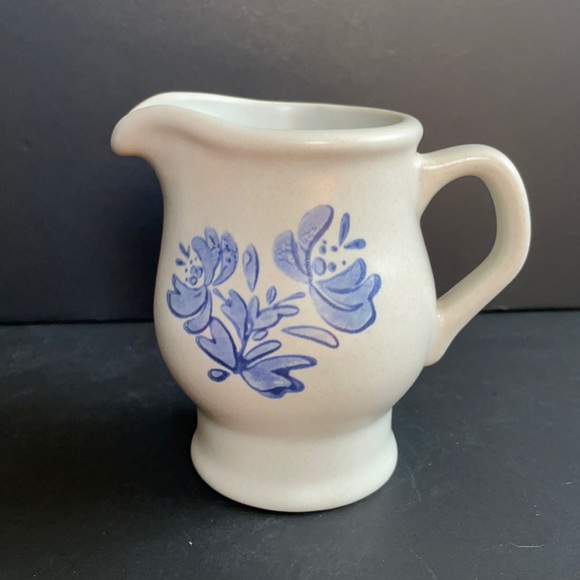 Vintage Pfaltzgraff Stoneware Creamer Collectibles Dinnerware - Picture 1 of 4